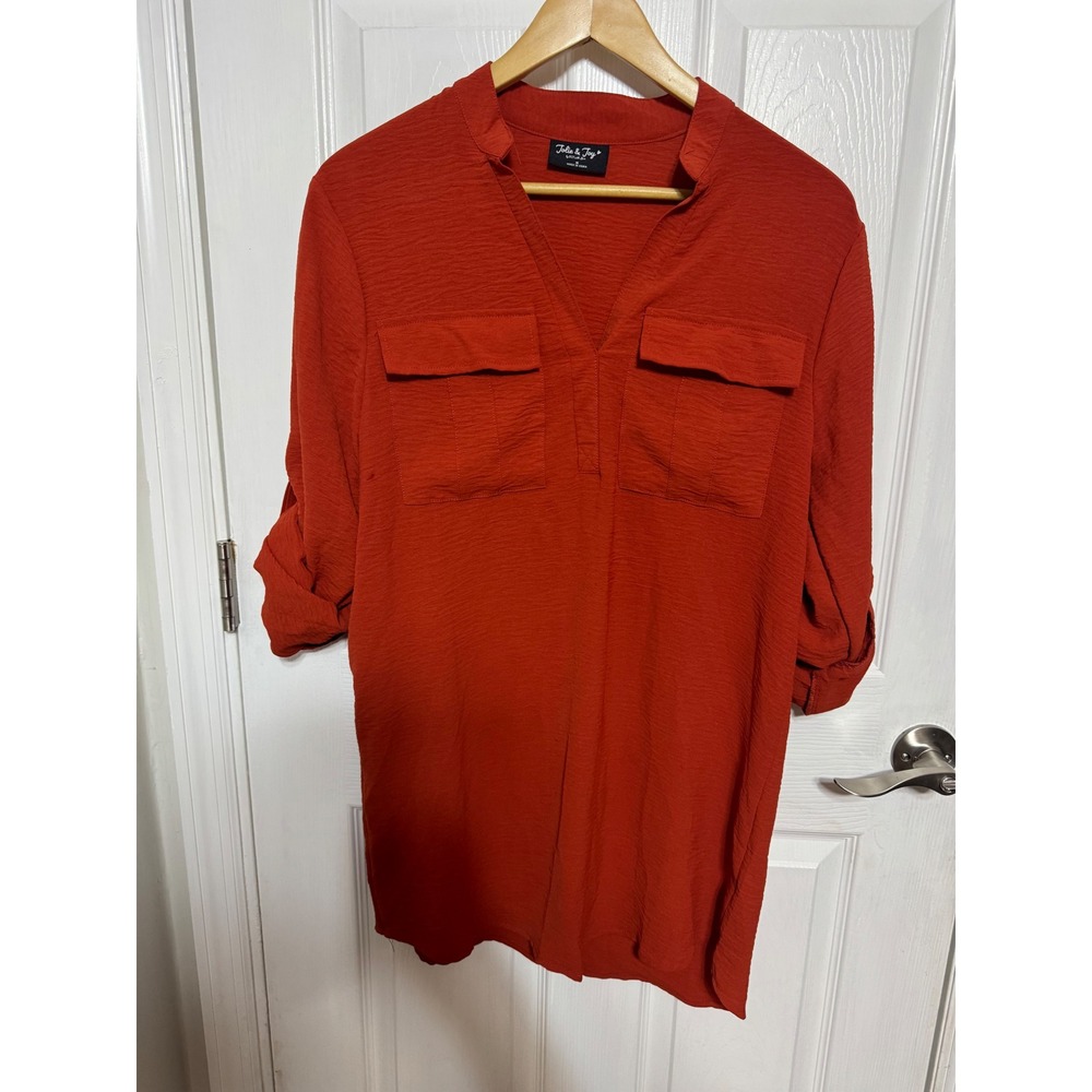 Jolie & Joy Burnt Orange Roll Tab Sleeve V-Neck Tunic Blouse Medium
